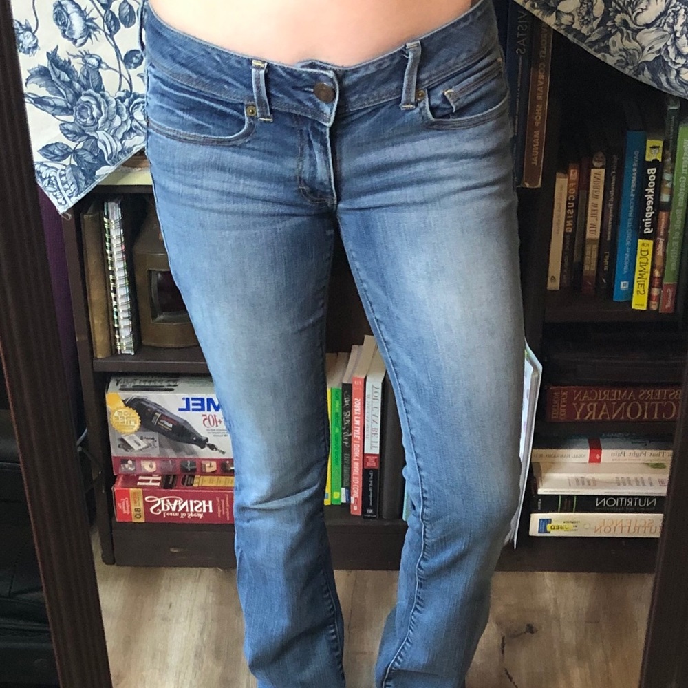 Women’s American Eagle Jeans